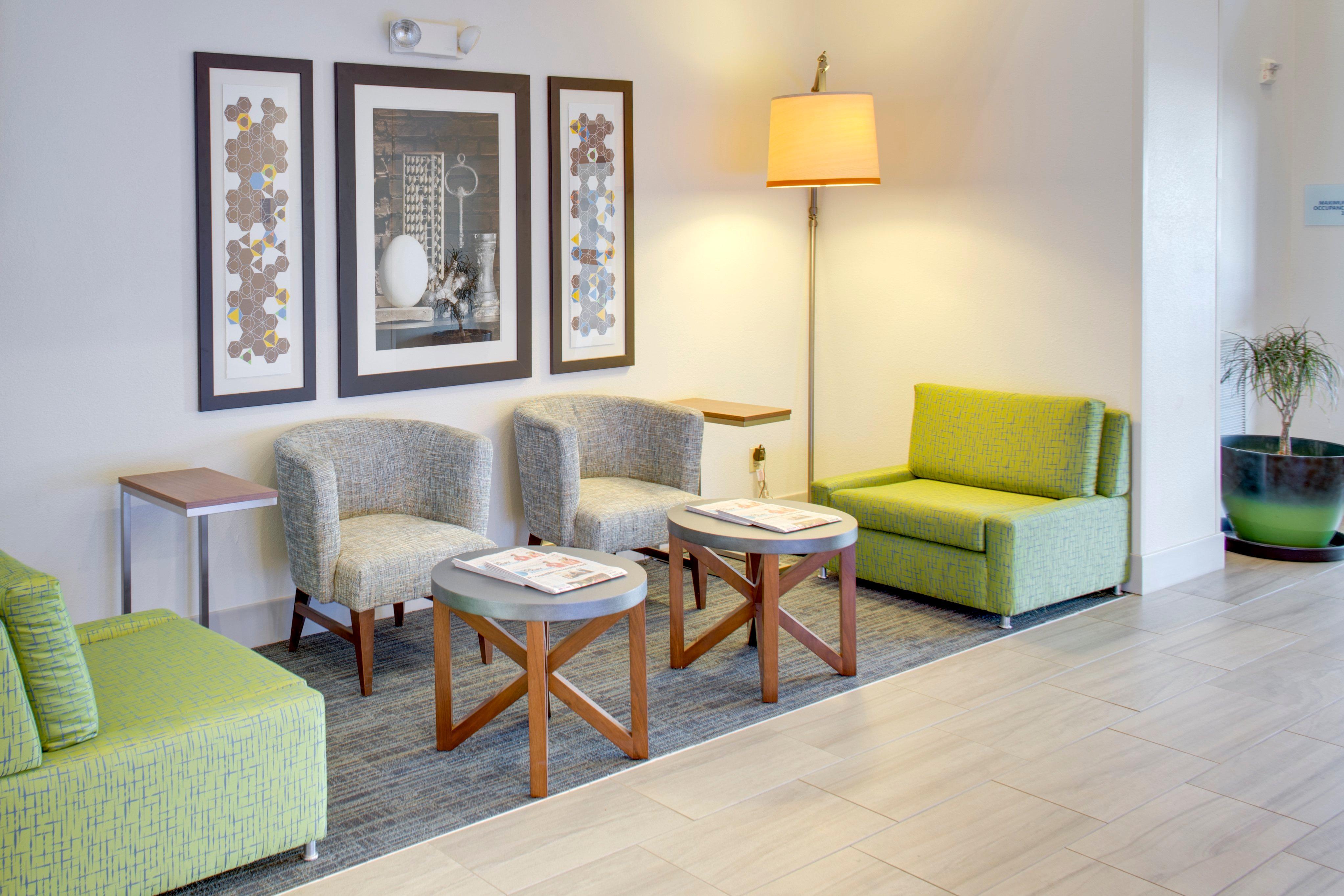 Holiday Inn Express Hotel & Suites Chickasha By Ihg Exterior photo