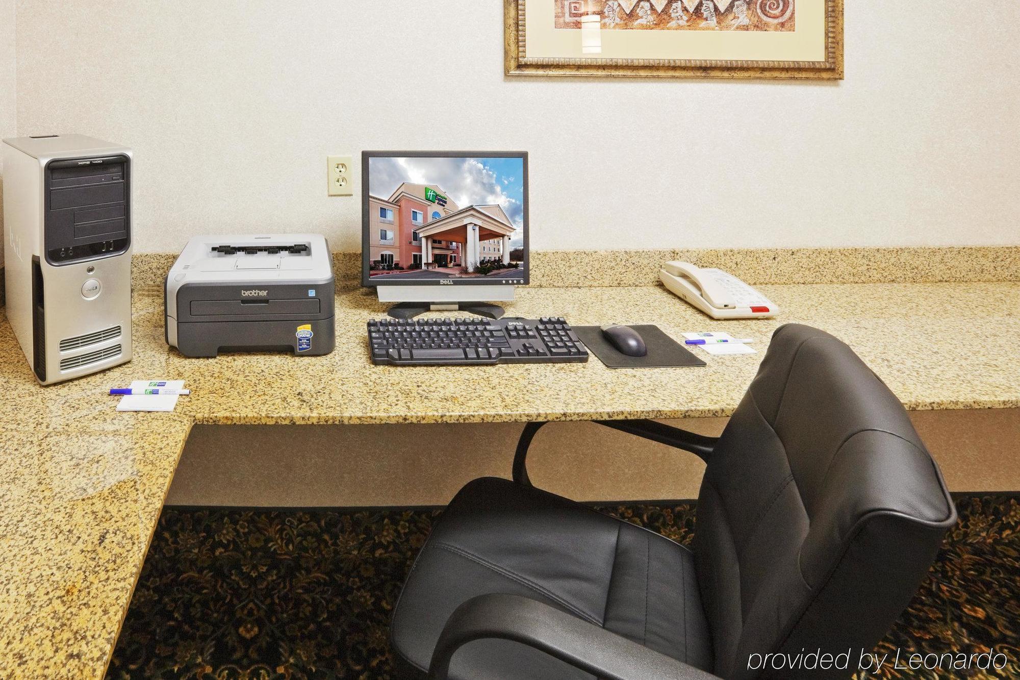 Holiday Inn Express Hotel & Suites Chickasha By Ihg Facilities photo