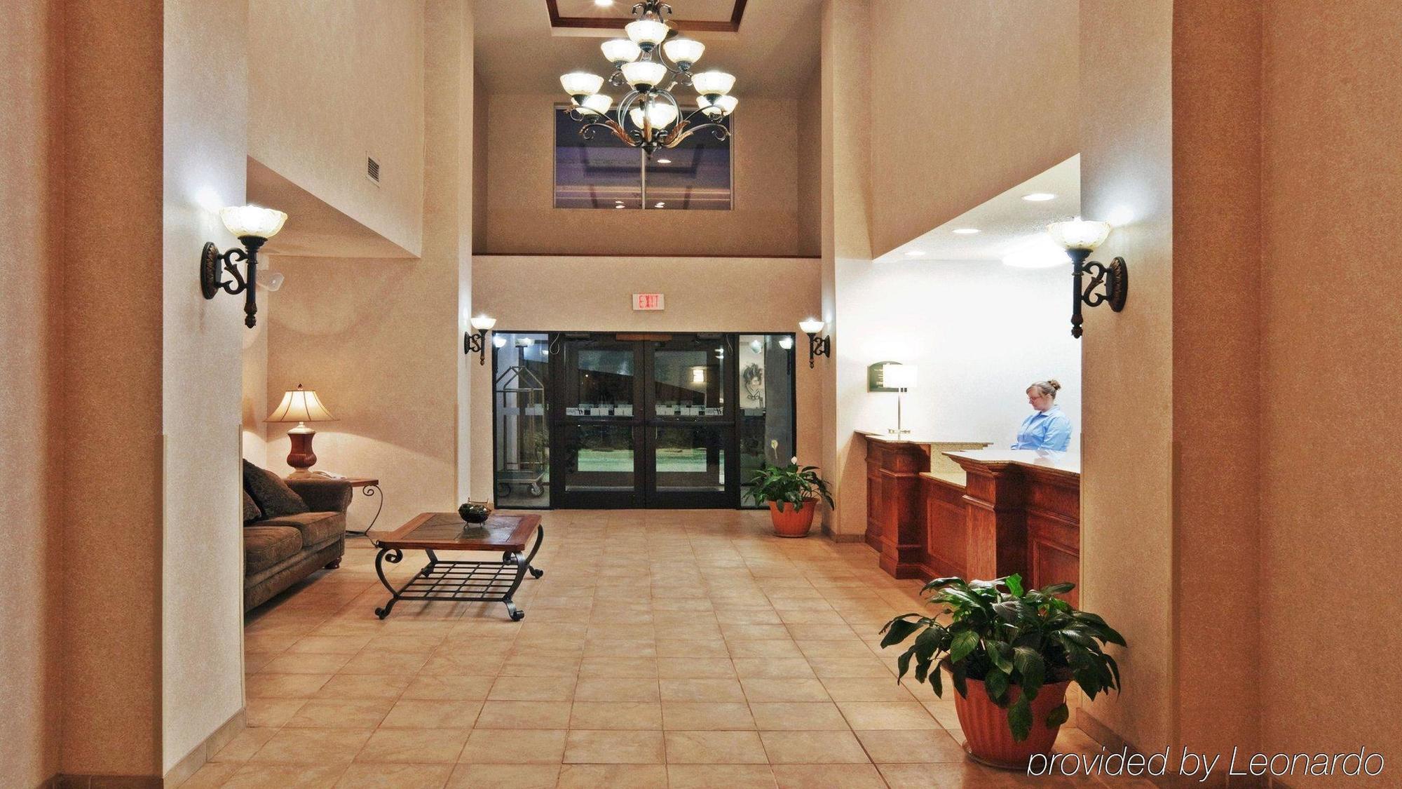 Holiday Inn Express Hotel & Suites Chickasha By Ihg Interior photo