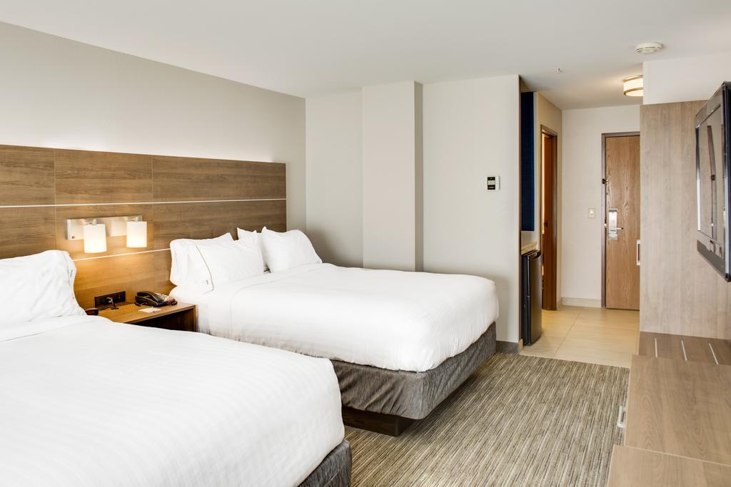 Holiday Inn Express Hotel & Suites Chickasha By Ihg Exterior photo